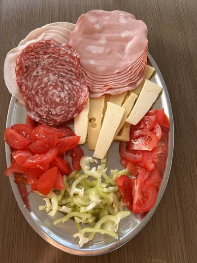 Vitorlázás a Balatonon és Adrián