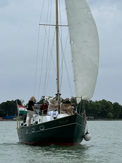 Vitorlázás a Balatonon és Adrián